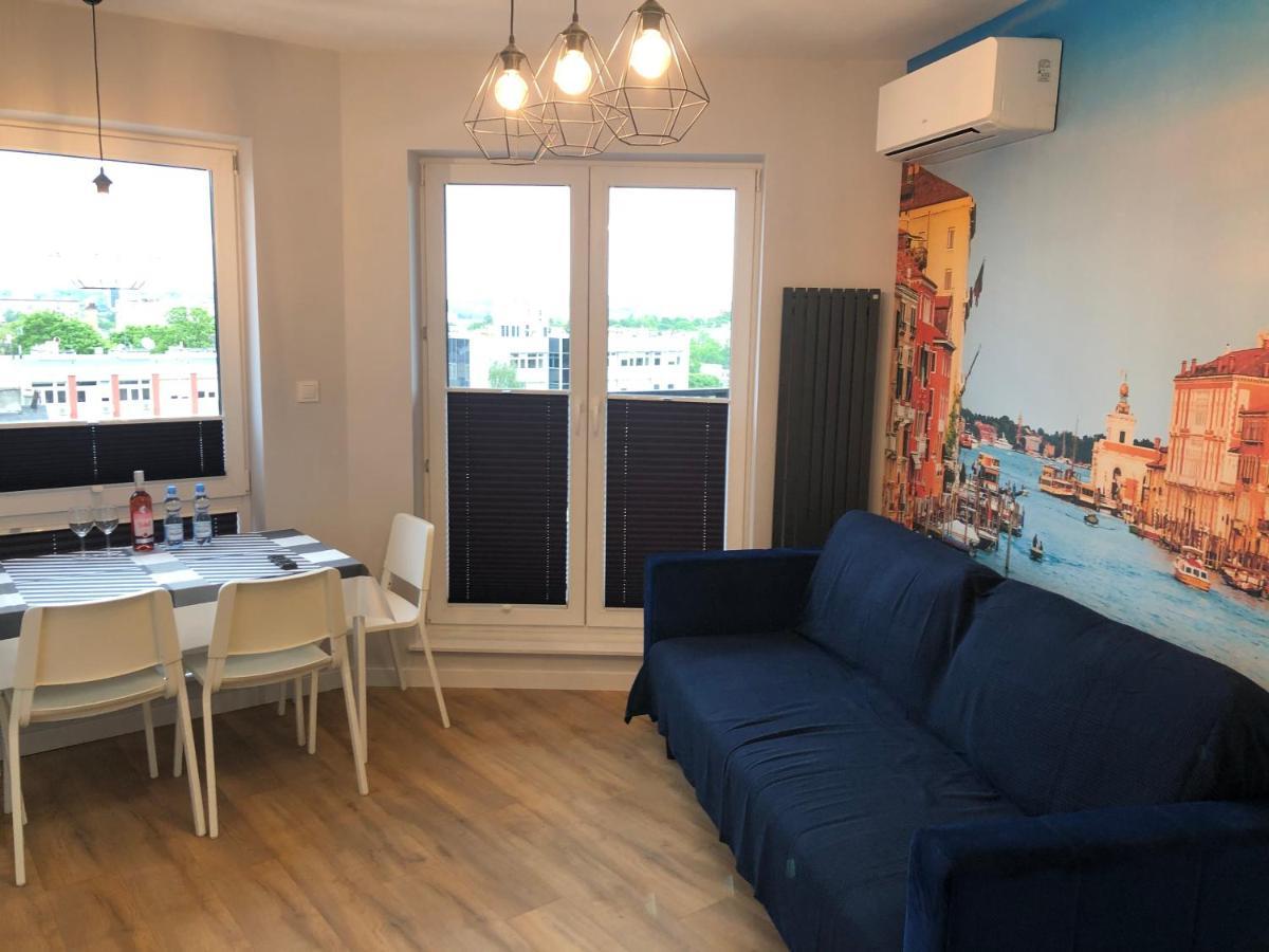 Apartment Klimatyzowany Wenecja Z Garazem Podziemnym Kielce